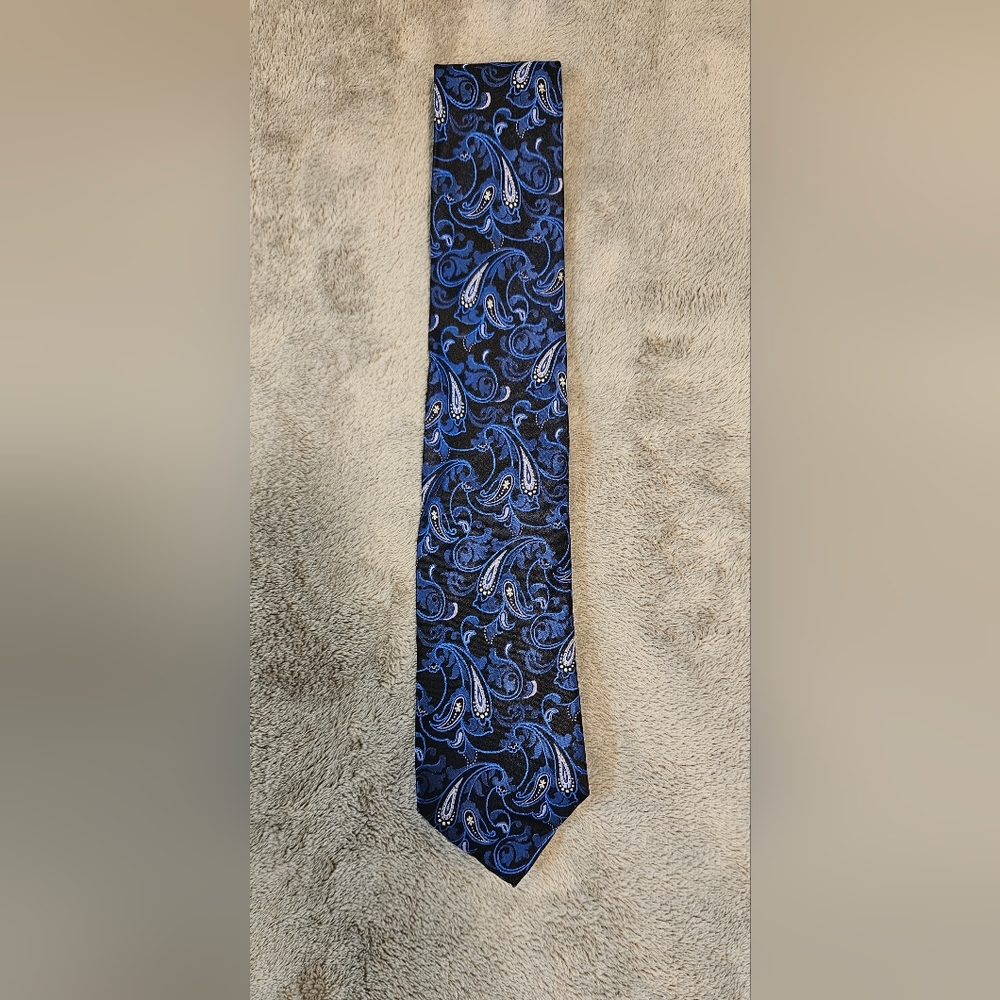 ALFANI Adult Blue Paisley Necktie